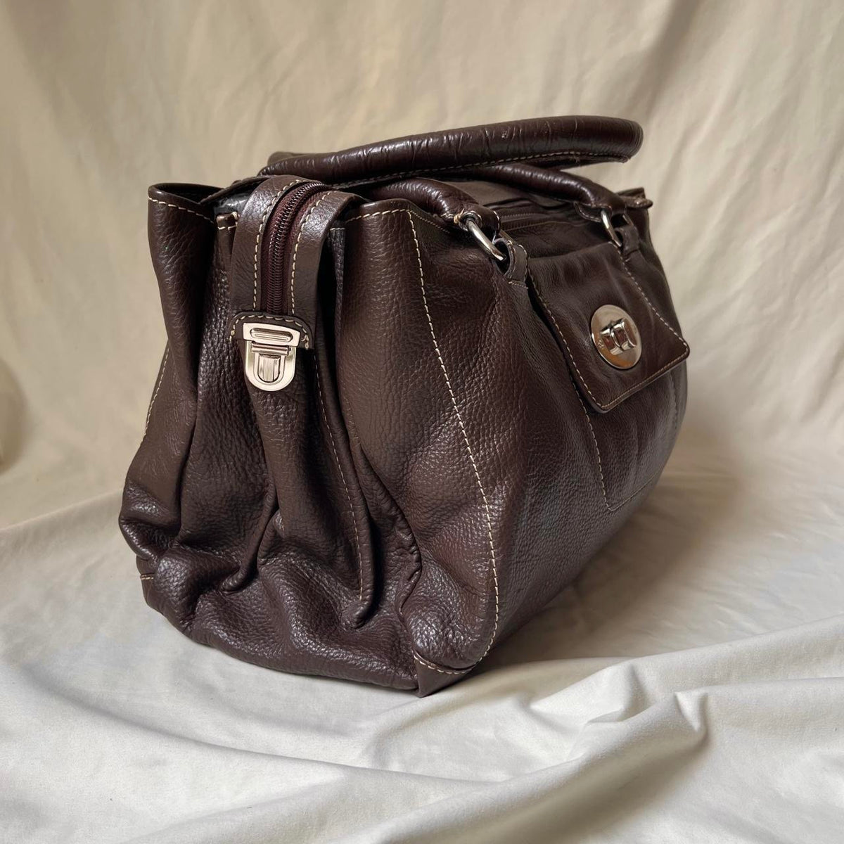 Vintage Minimalist Boxy Leather Bag