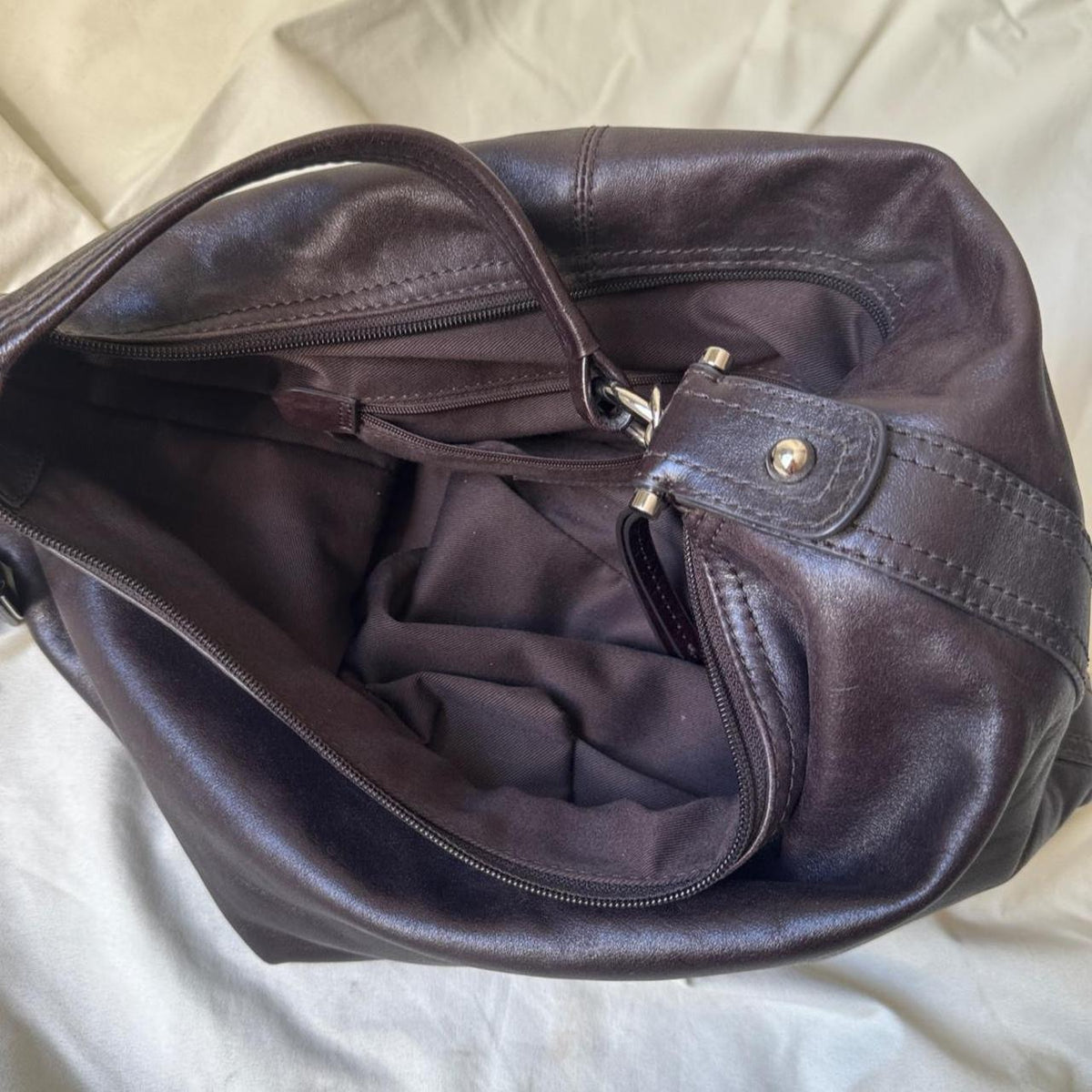 Vintage Y2K real leather, large slouchy burgundy hobo bag