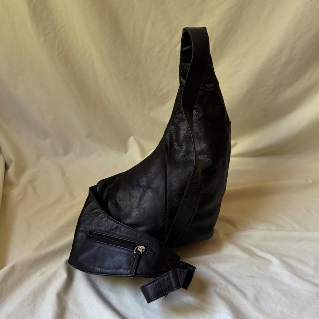 Vintage Y2K Black Leather Sling Bag