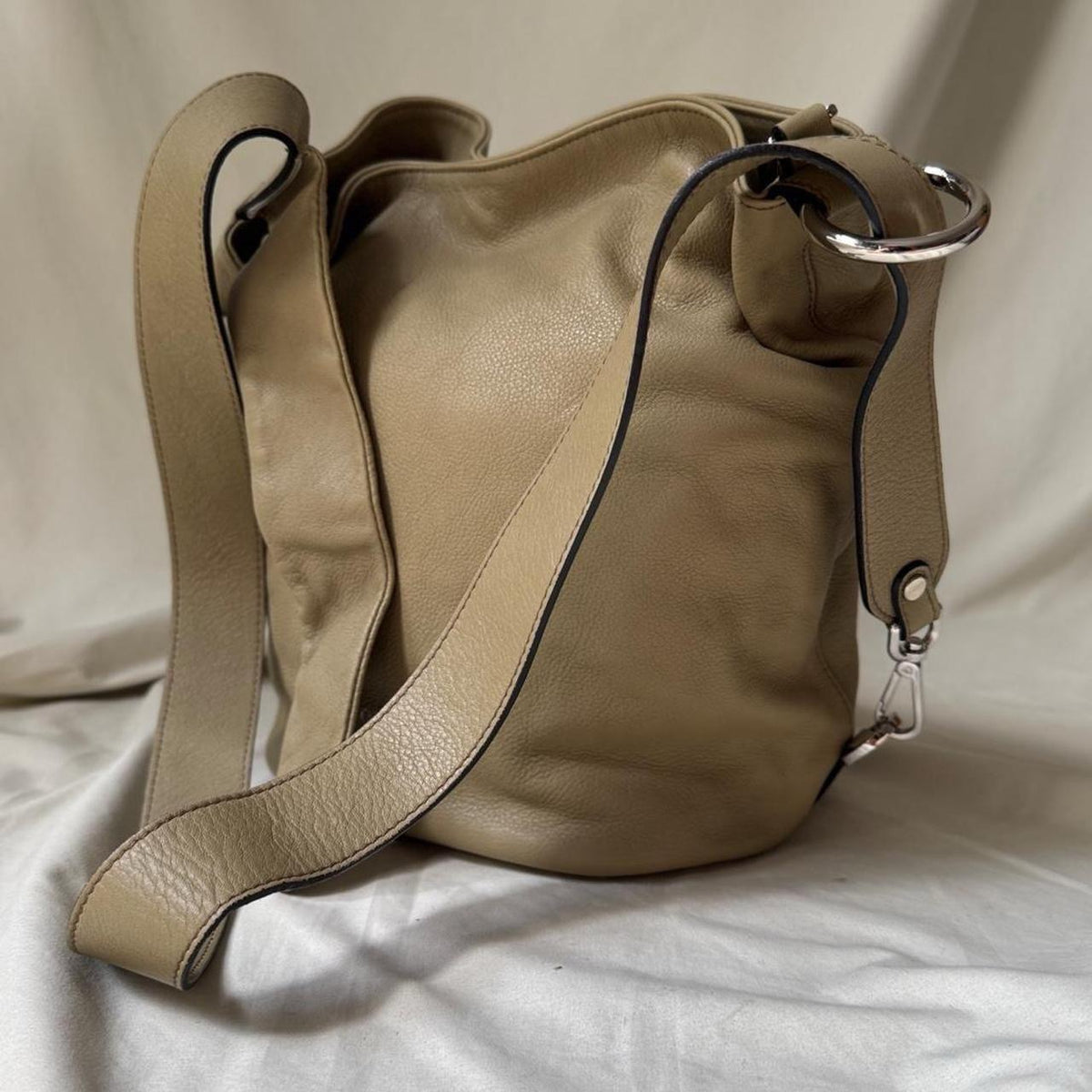 Vintage Y2K leather bag, pale pistachio green leather slouch bucket bag