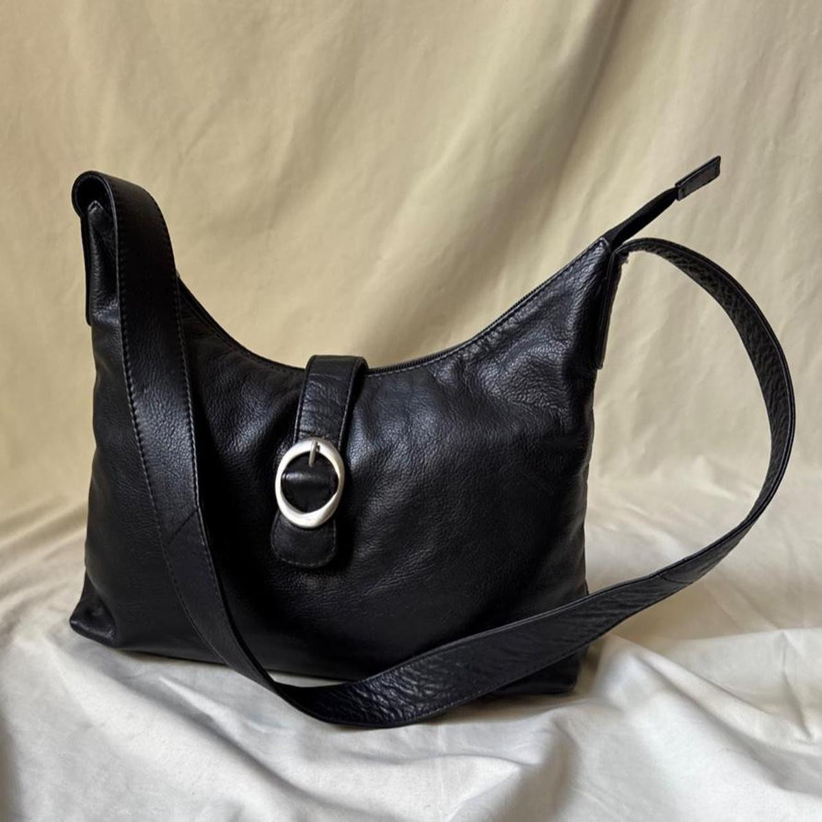 Vintage Structured Black Leather Hobo Bag Medium Sized
