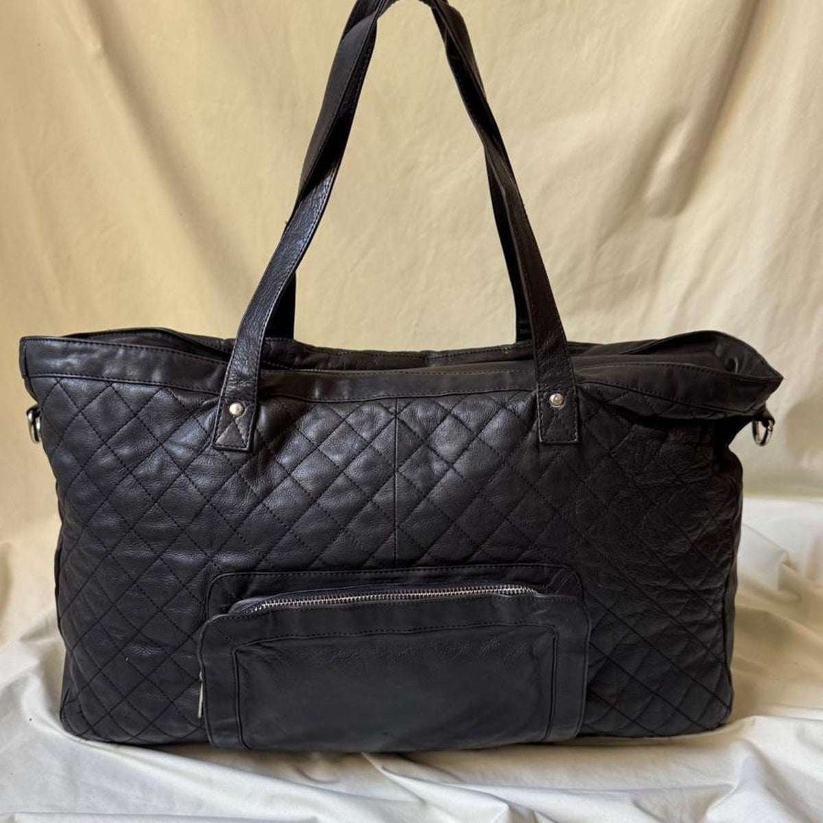 Y2K large black leather hold-all weekender bag