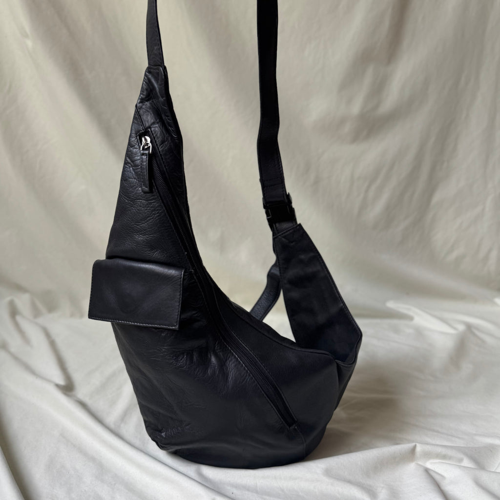 Vintage Y2K Black Leather Sling Bag