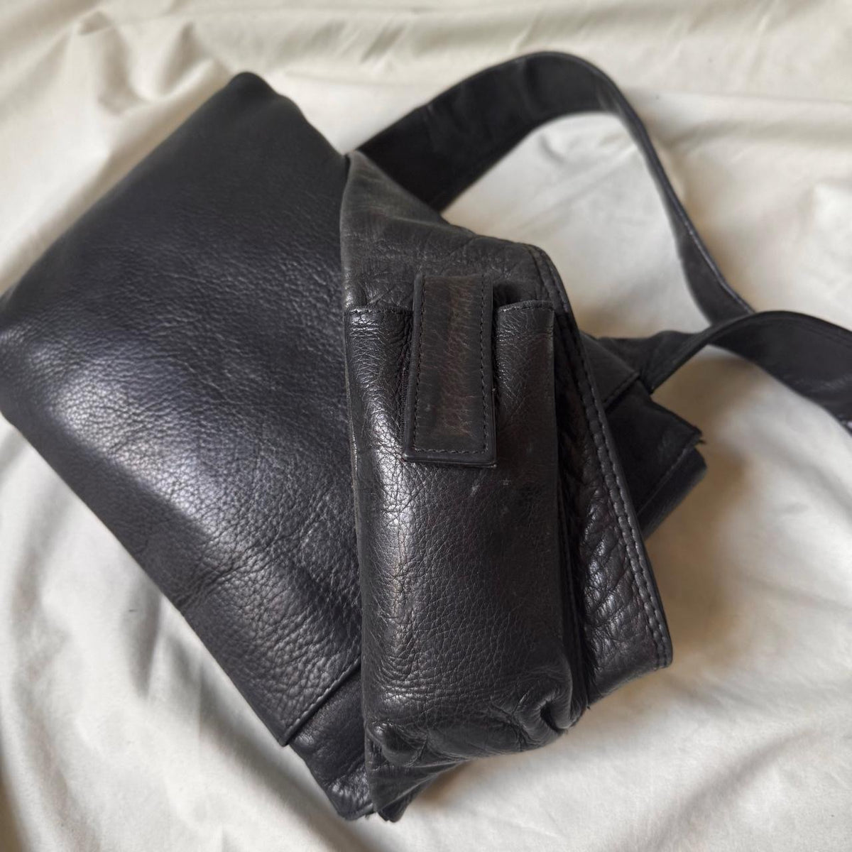 Y2k Utility Black Leather Crossbody Sling Bag